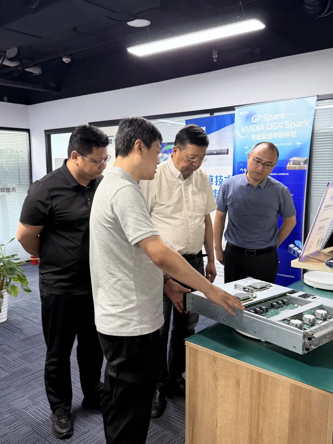 权威引路 硬核护航丨绿算技术获谢长生教授高度认可